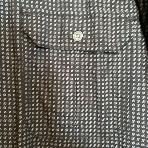 Steve’s Jeans 4X black short sleeve button up shirt gray graphic print. Pockets - Picture 6 of 9